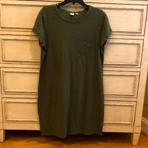 Gap pocket t shirt dress